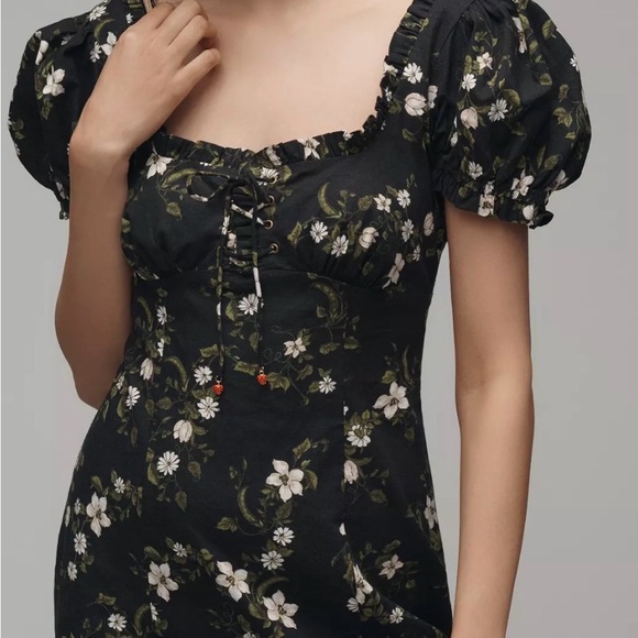 Anthropologie Dresses & Skirts - Anthropologie Floral Puff-Sleeve Midi Dress in Black